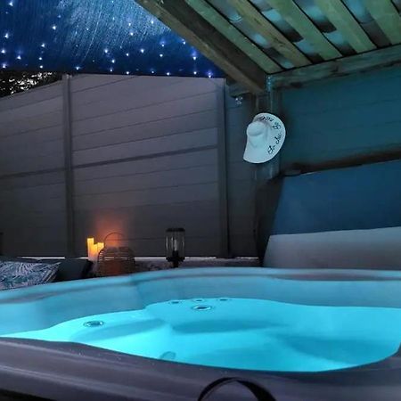 L'Antre Deux Pierres, Romantisme, Jacuzzi Exterieur, Plateau Dinatoire Bouyon 외부 사진