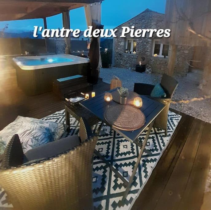 L'Antre Deux Pierres, Romantisme, Jacuzzi Exterieur, Plateau Dinatoire Bouyon 외부 사진
